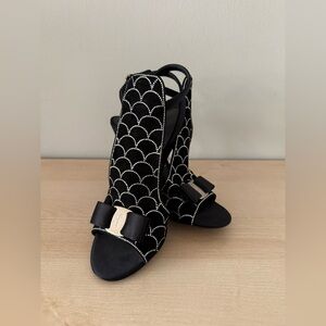 Salvatore Ferragamo  Lascari Sandals, pre-owned, color Nero (Black) size 37.5